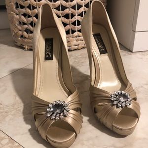 Badgley Mischka Embellished Peep-Toe Evening Pumps